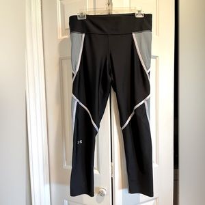 UNDER ARMOR Compression Leggings / Black & Gray Sporty-Look / Size Large